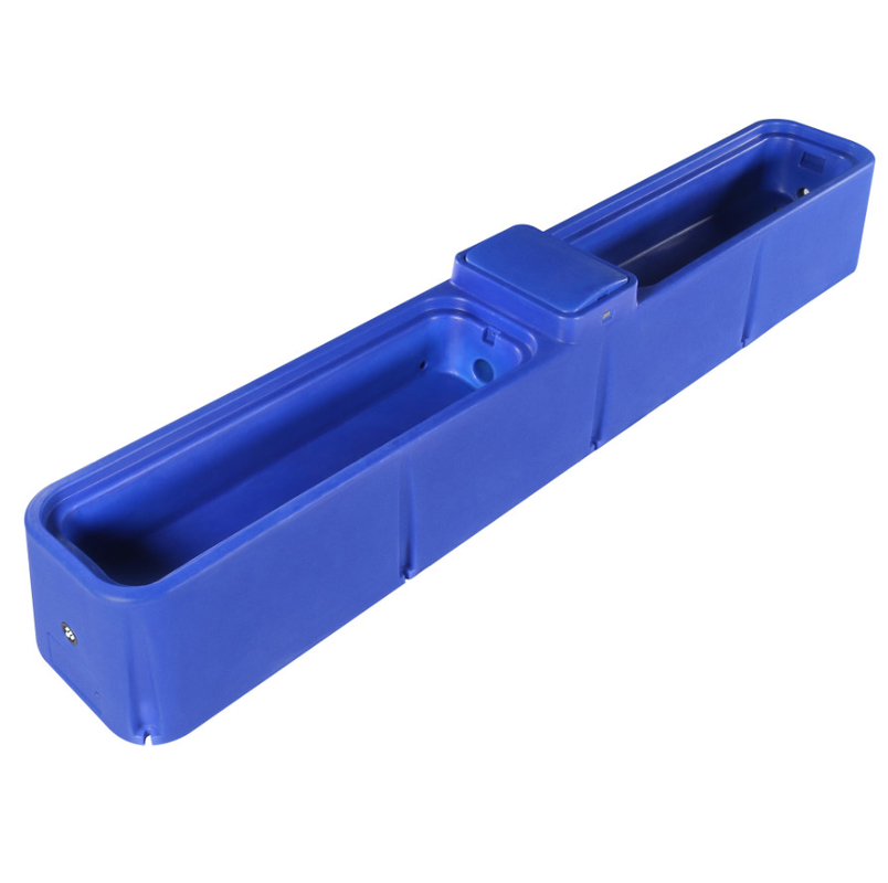 Cucina per l'acqua potabile per mucche con portata di 120L/min. Polietilene resistente e altezza per il consumo di 440 mm