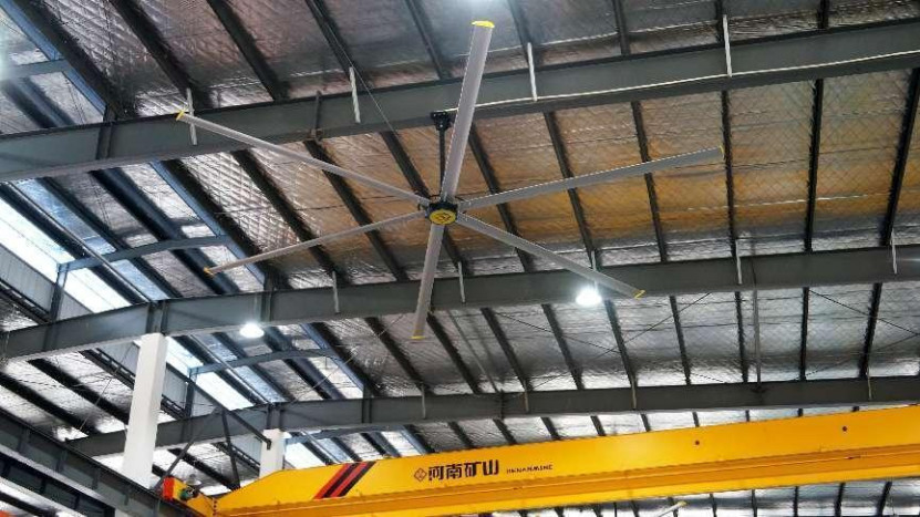 Rotore esterno metallico Ventilatore di soffitto industriale Flusso d'aria Motore a corrente continua senza spazzole 14300m3/min Flusso d'aria