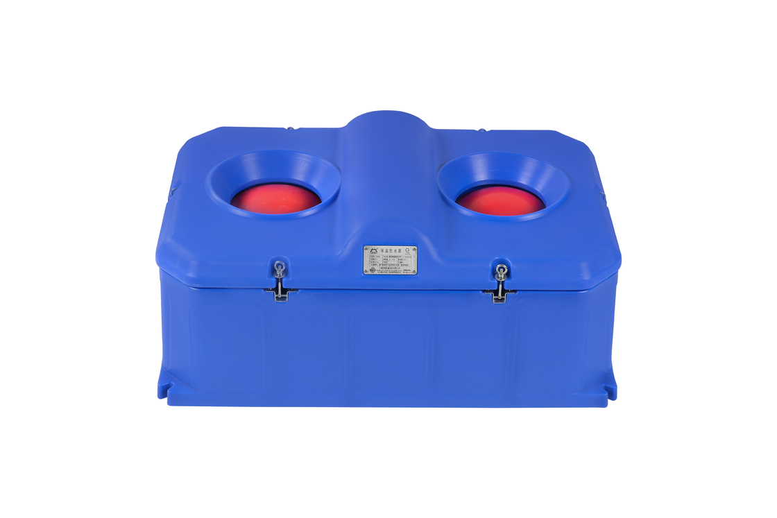 LLDPE acquaio automatico per il bestiame con 1 set di dischi di riscaldamento 220V300W per bovini