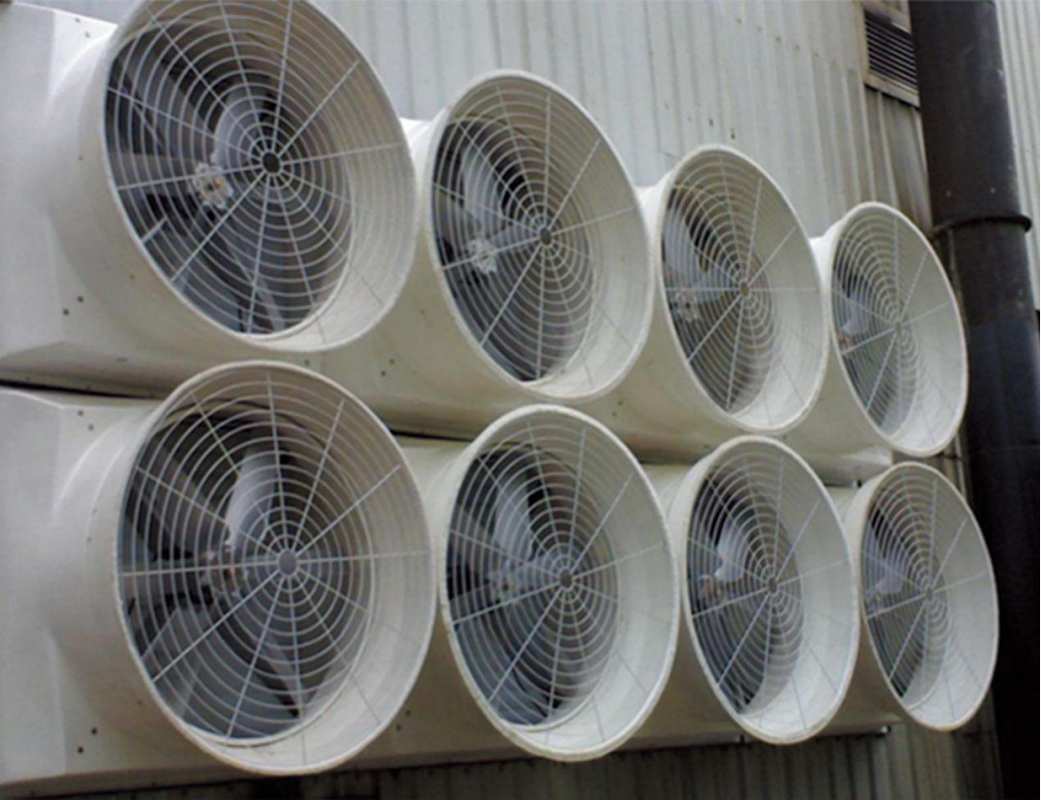 Ventilatore di scarico per allevamenti con volume d'aria di 56,4 m3/h e corrente di 1,8 A