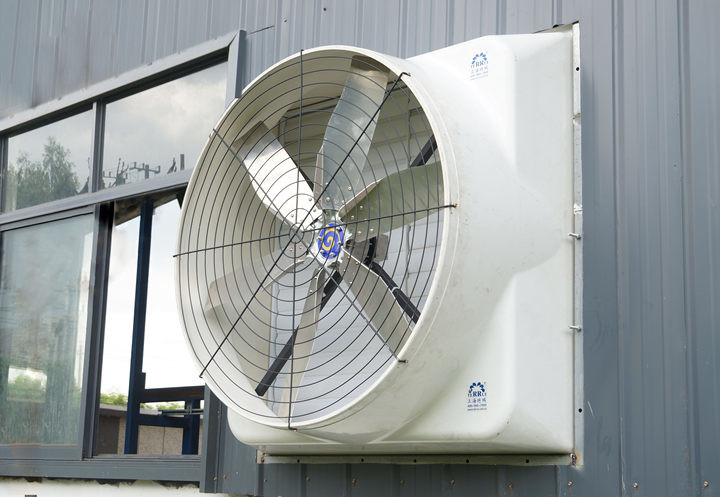 48000m3/h IP55 Ventilatori di scarico industriali 3φ 380V/50Hz 850W Potenza per le operazioni di flusso d'aria