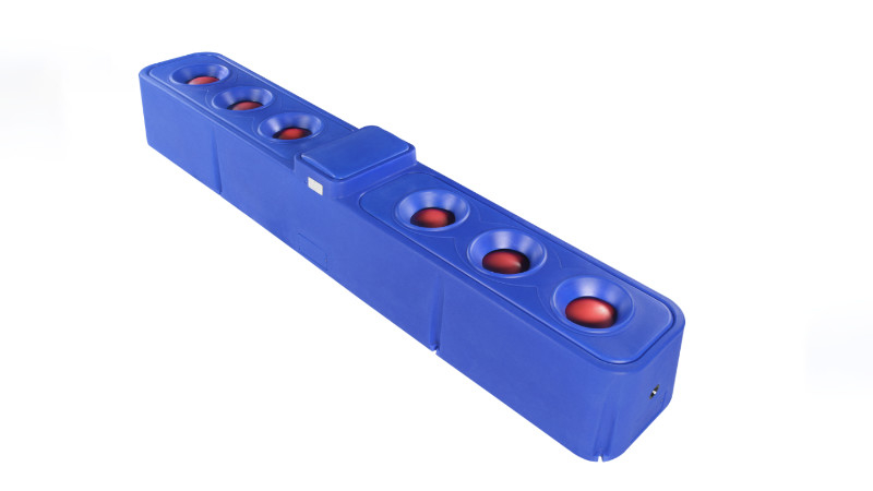 Aguazzone automatico LLDPE Livestock Blue con portata di 100-120L/min e capacità di 300L