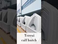 Polietilene bianco Rectangle resistente alle intemperie Dairy Calf Hutches con isolamento e resistenza alle intemperie