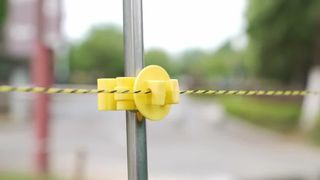 Professional Electric Fence Kit: Secure Your Livestock in Minutes